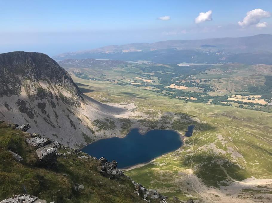 Y Cwtch - Panoramic Mountain Views Within Snowdonia's National Park - 4x4 Recommended Dolgellau